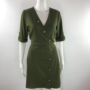NWT green ribbed button dress Blu Pepper
